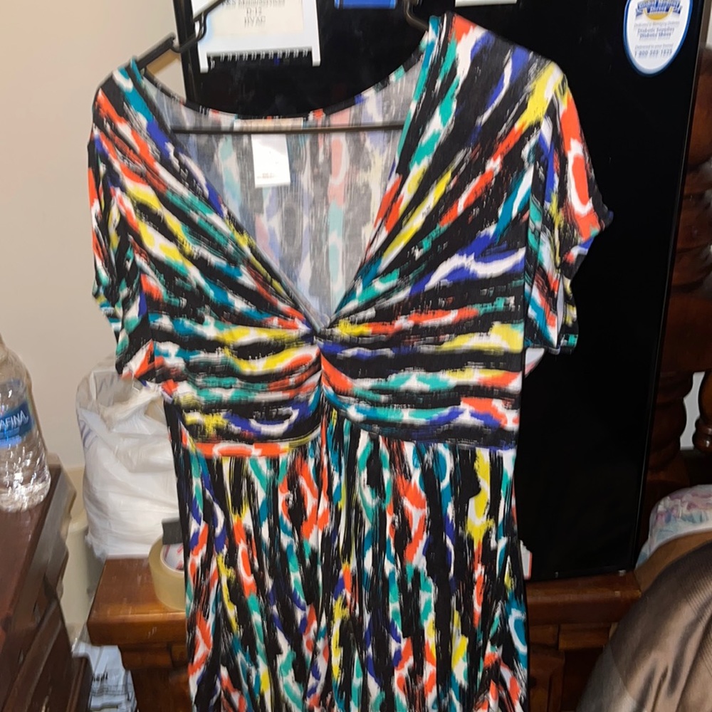 Long colorful shirt